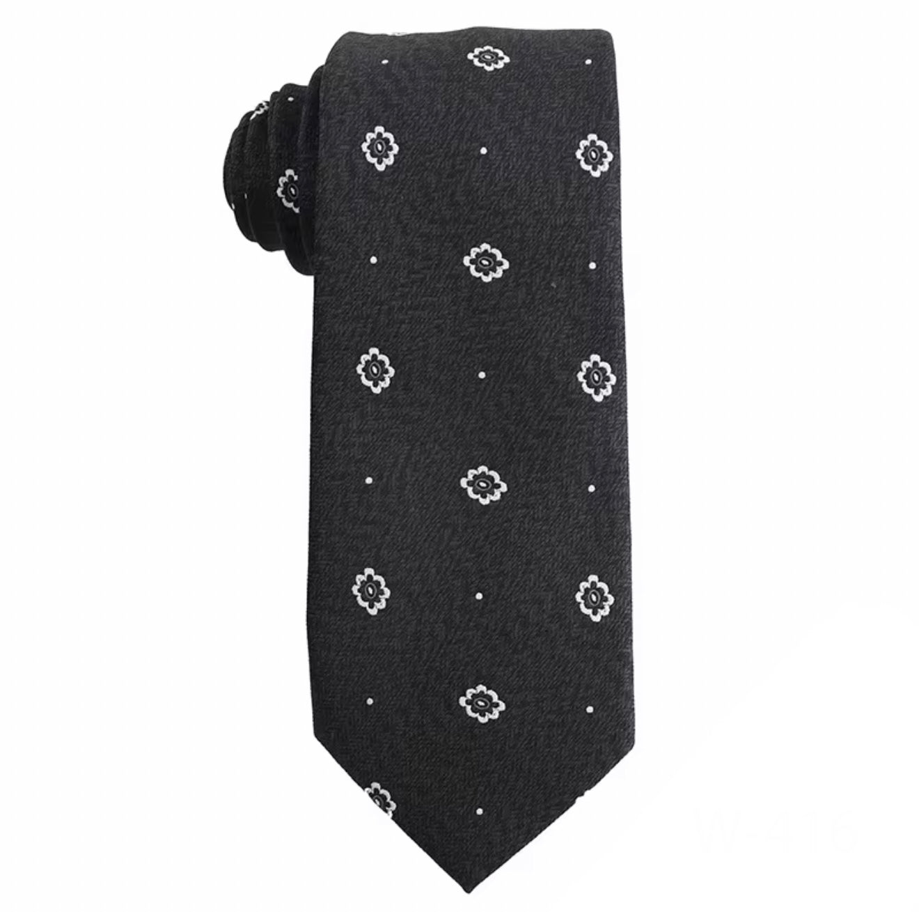 Necktie Black & White mid medallion