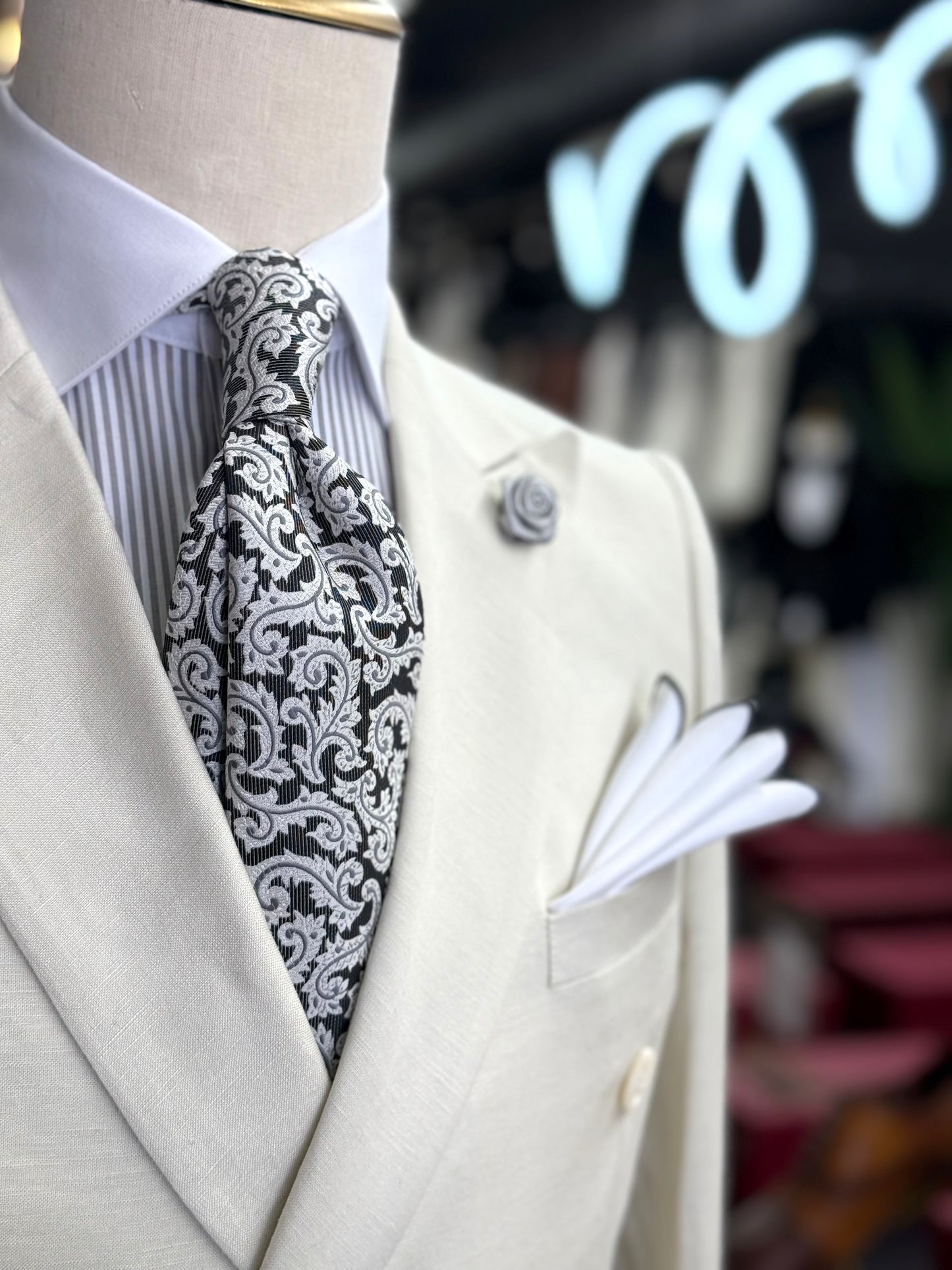 Off White Double-Breasted Suit 100% Linen