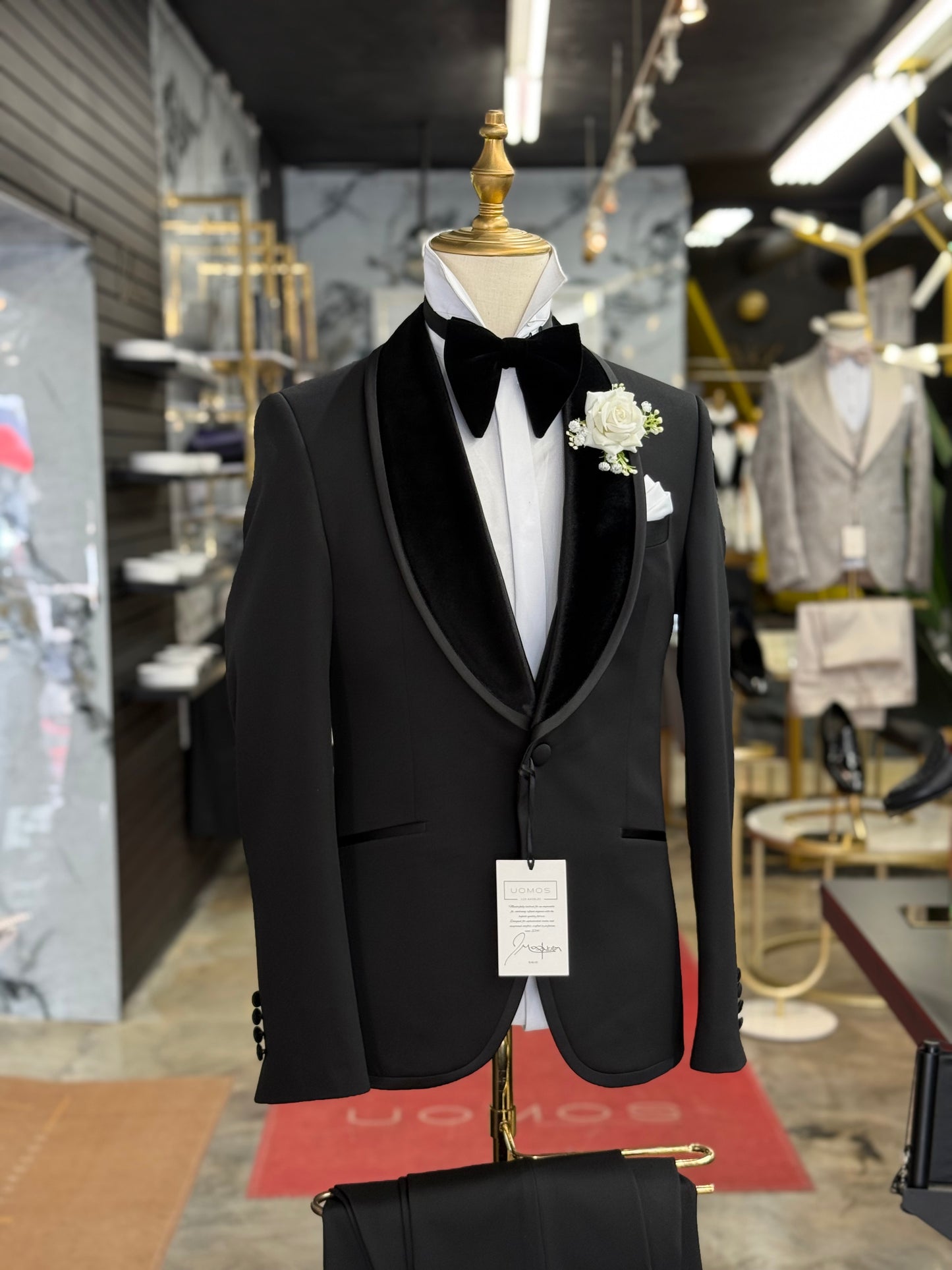 Black Shawl Lapel Velvet Edition
