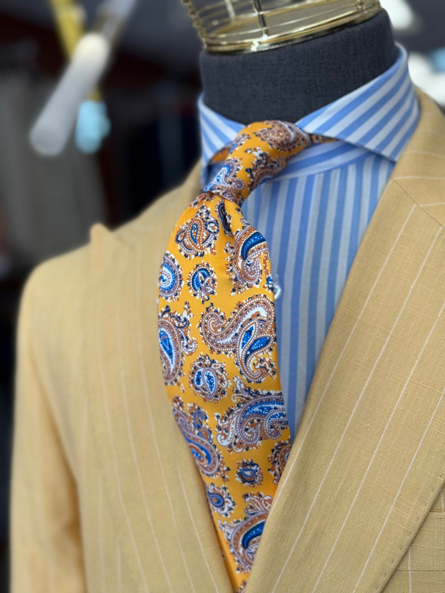 Necktie Golden Saffron Paisley