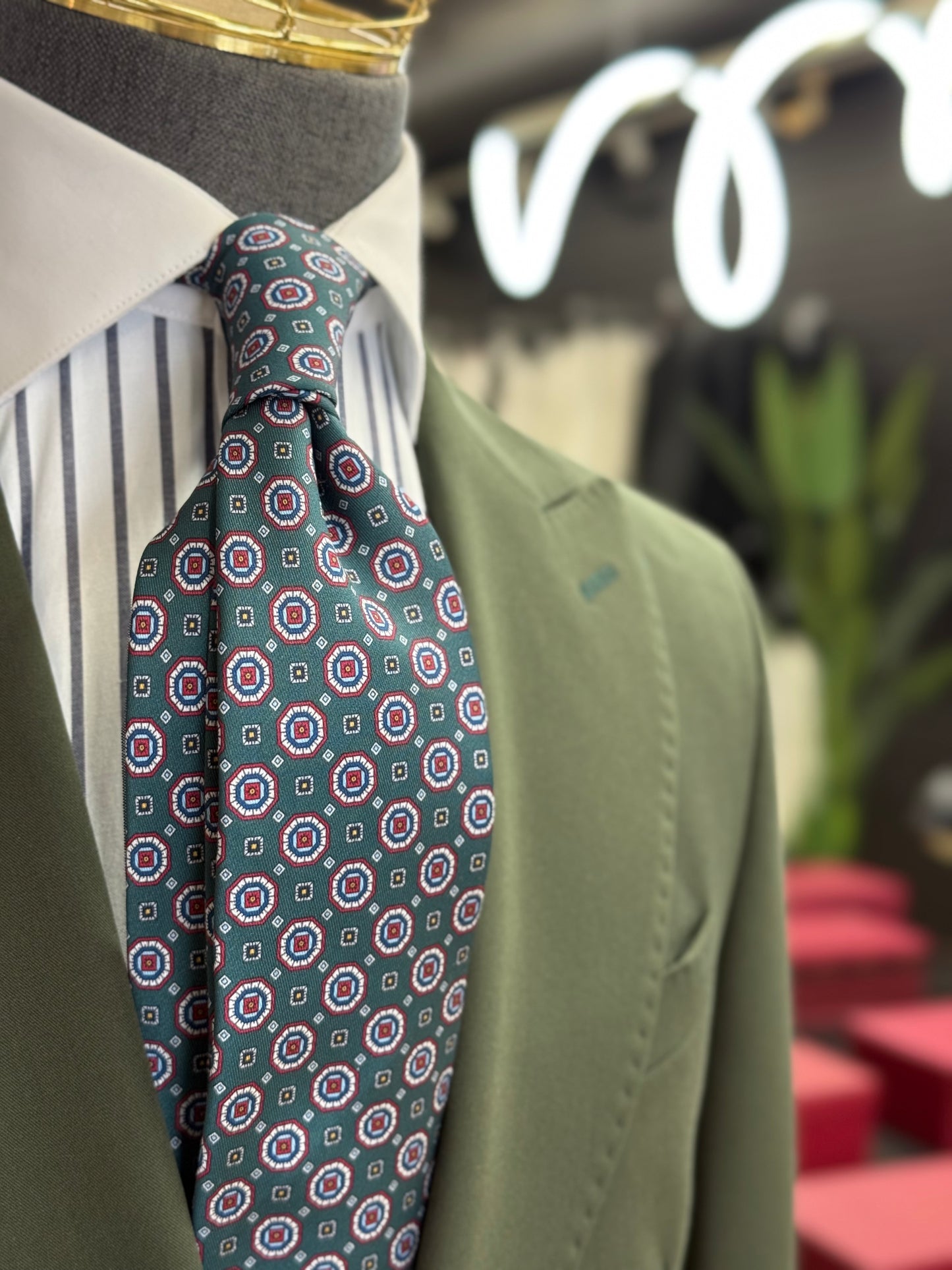 Necktie Deep Green Medallion