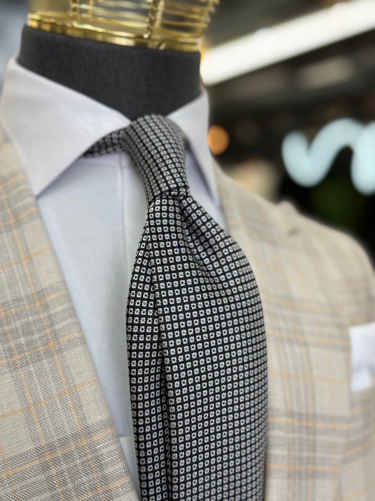 Necktie Micro Geometric Black & Silver