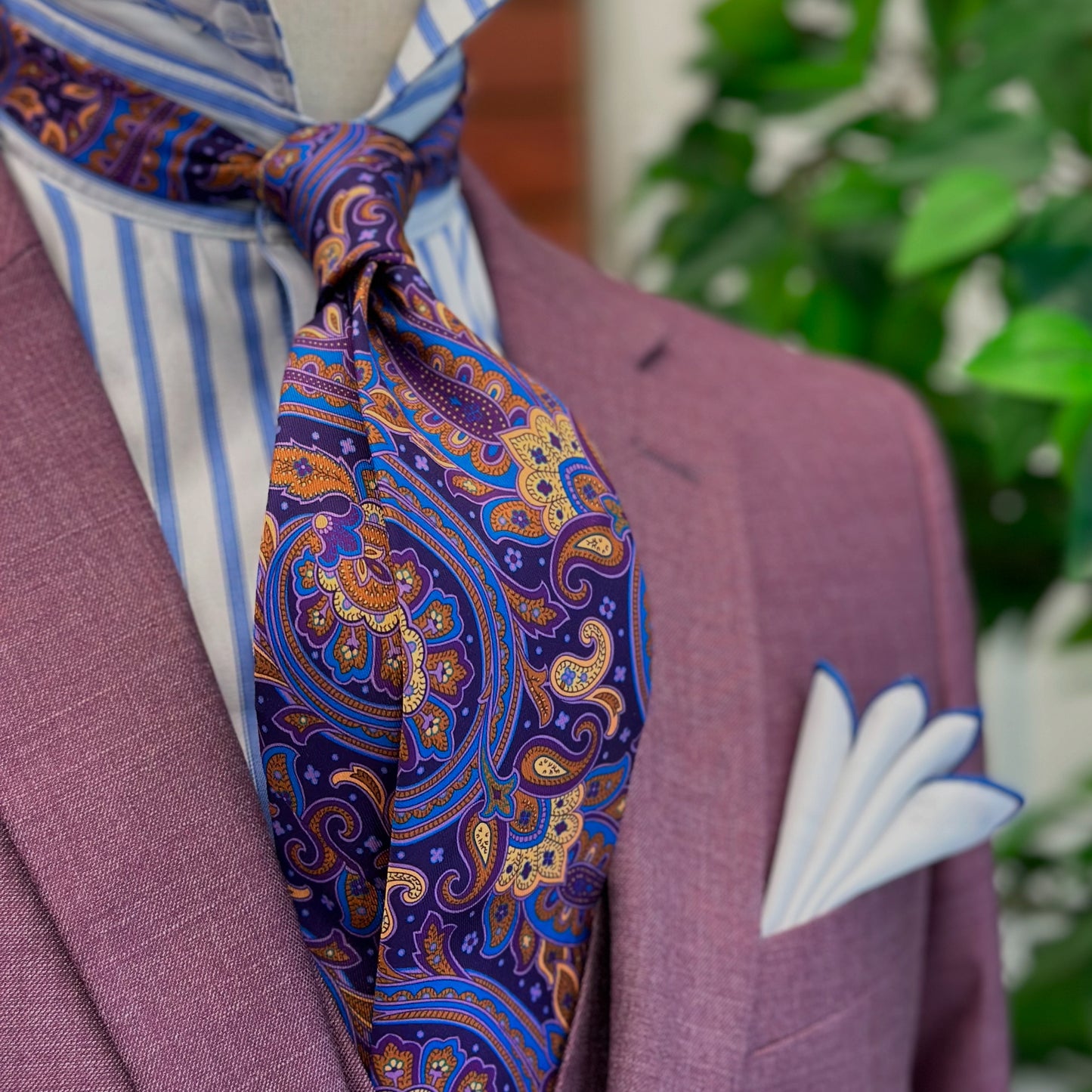 Necktie purple paisley