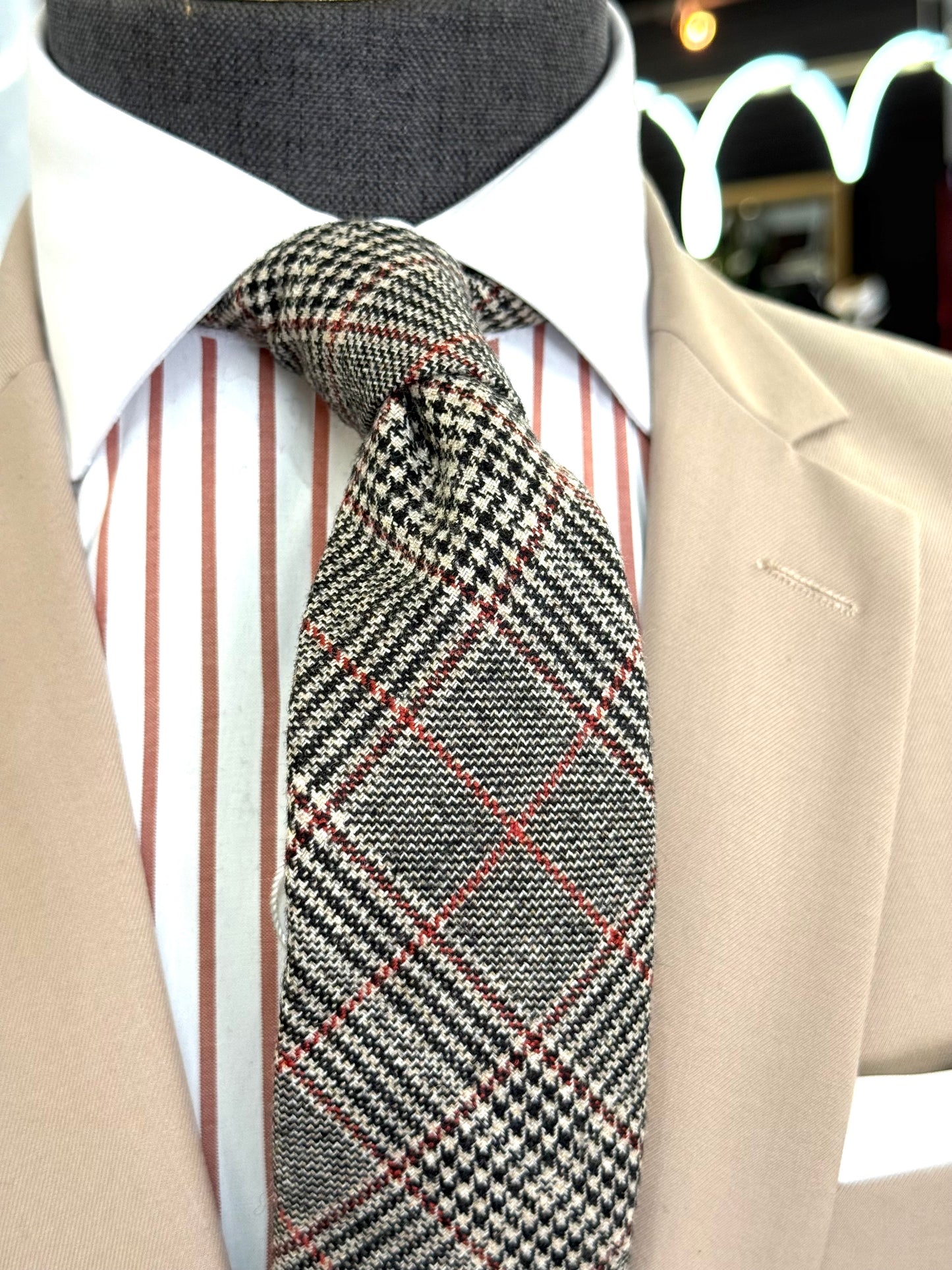Necktie Glen Plaid Silver Grey, Beige & Red