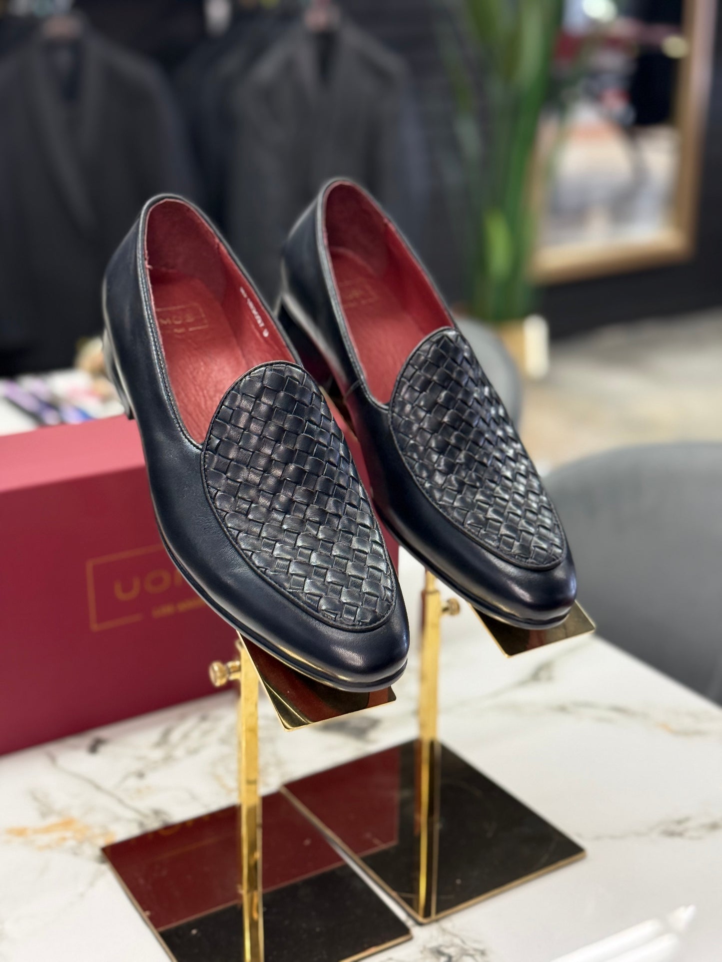 UOMOS Black leather knitted top loafers