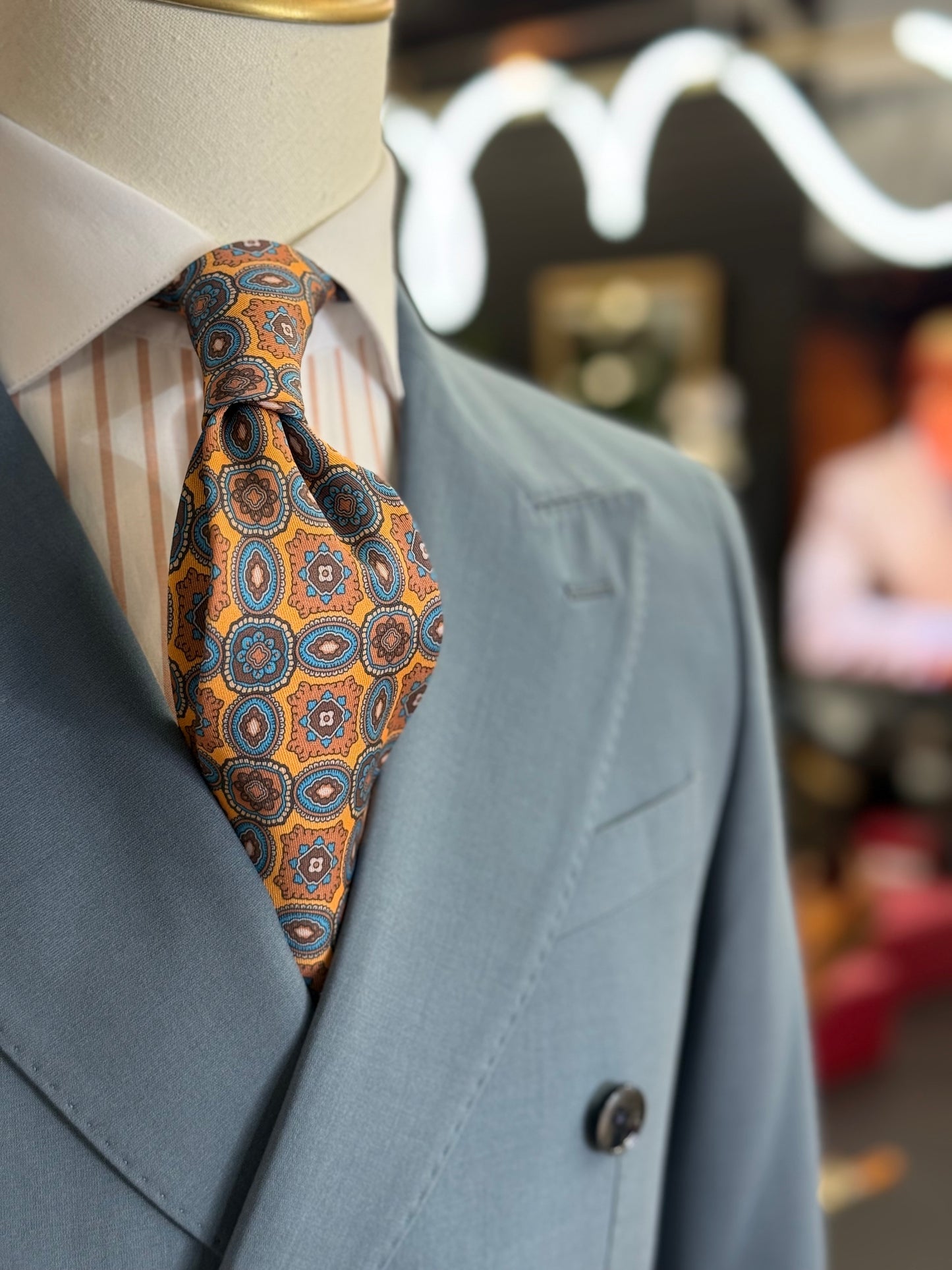 Necktie Golden Azure Medallion