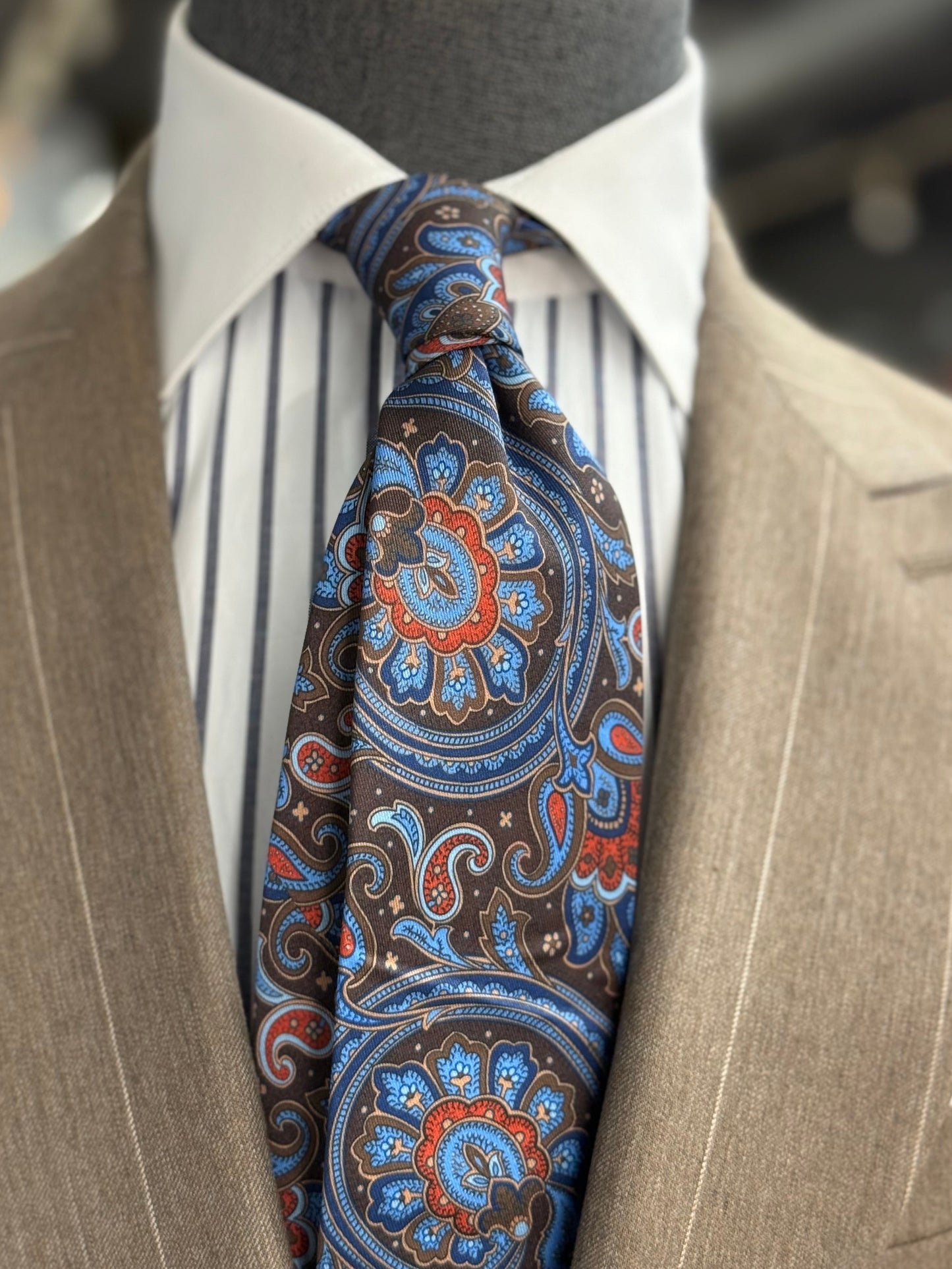 Necktie Big Paisley Chocolate, Blue & Rust