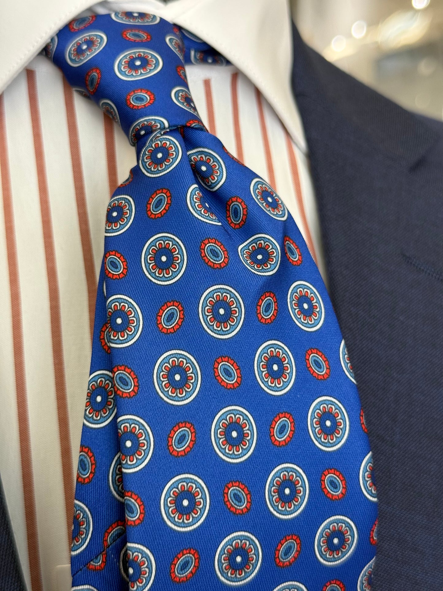 Necktie Royal blue / Red and White medallion