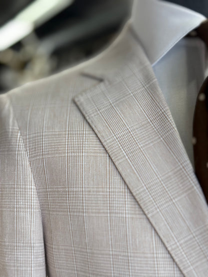 Light Tan Glen Plaid Super 150’s Wool Suit Notch Lapel