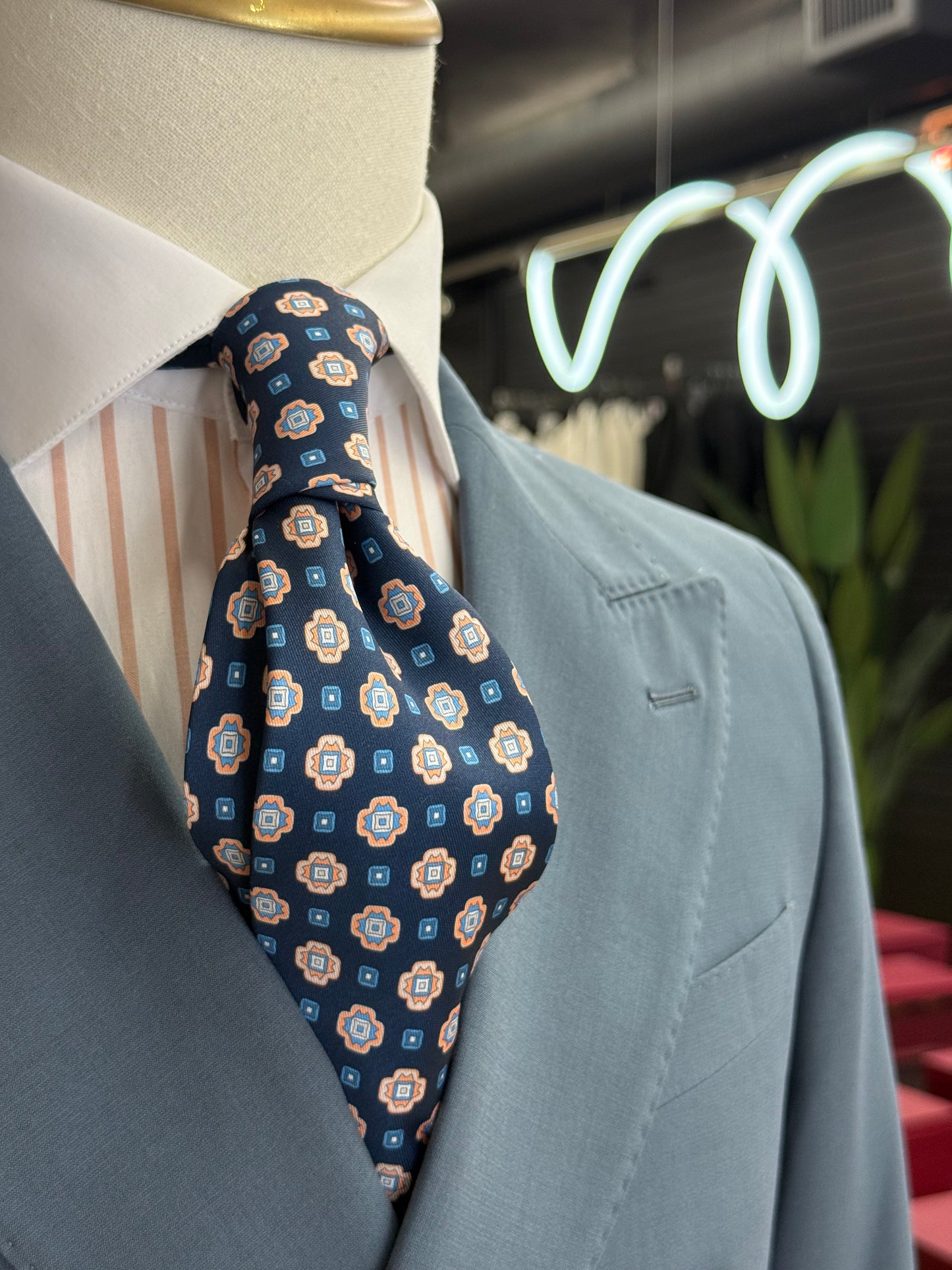 Necktie Navy and Peach Medallion