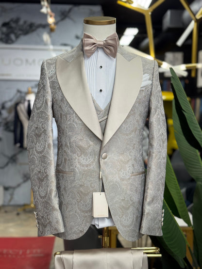 Champagne Peak Lapel Tuxedo