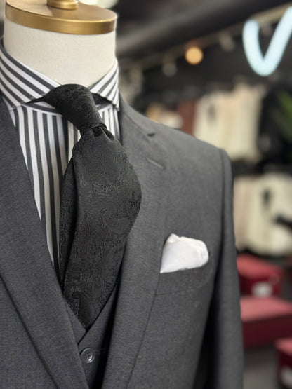 Necktie Paisley Black Textured