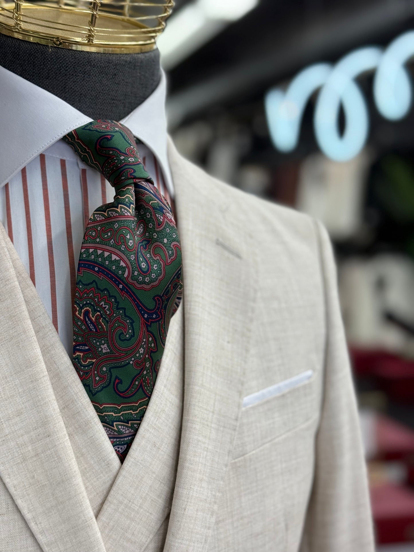 Necktie Big Paisley Green