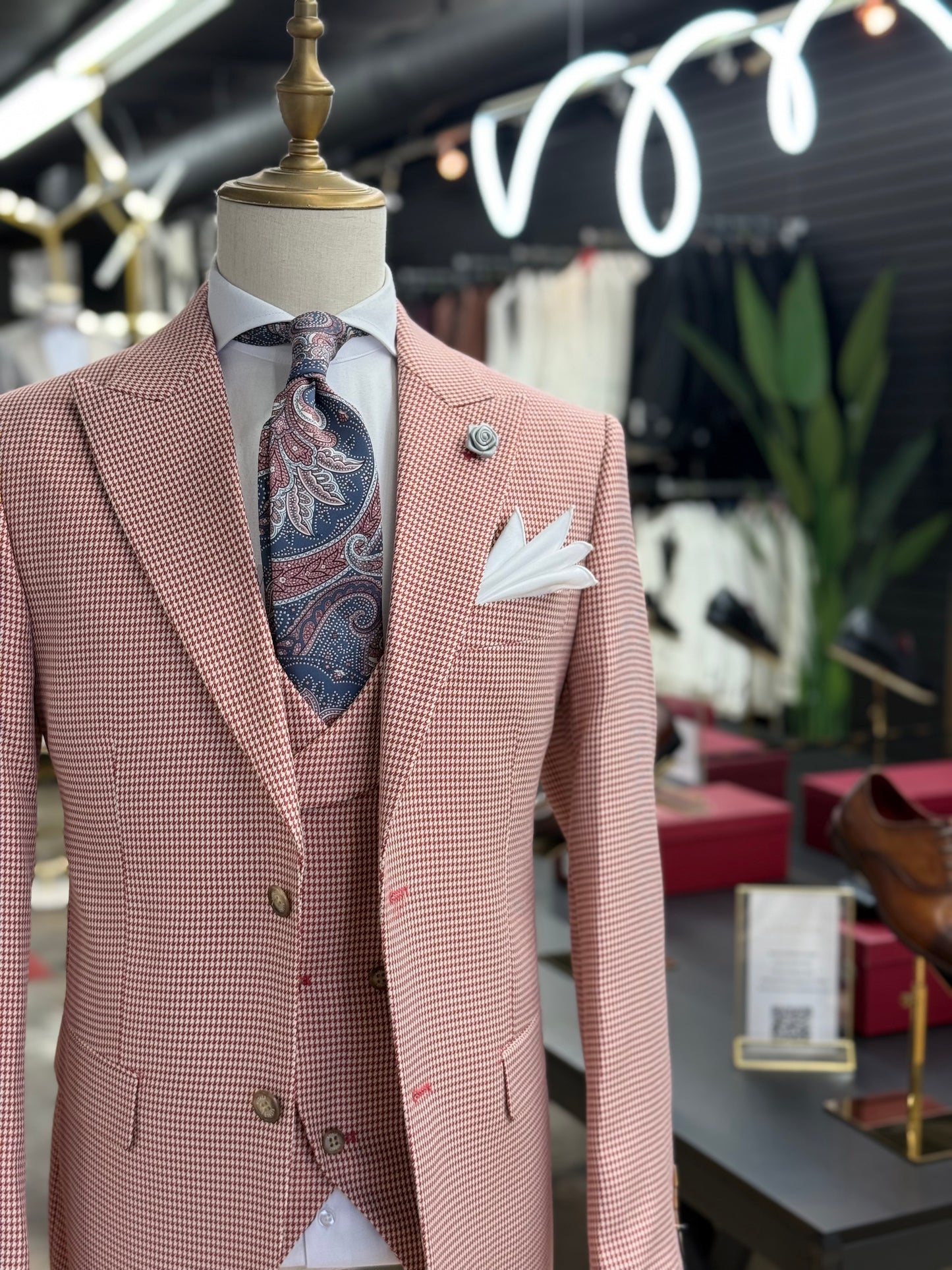 Vermilion Red Micro Houndstooth Wide Peak Lapel Suit