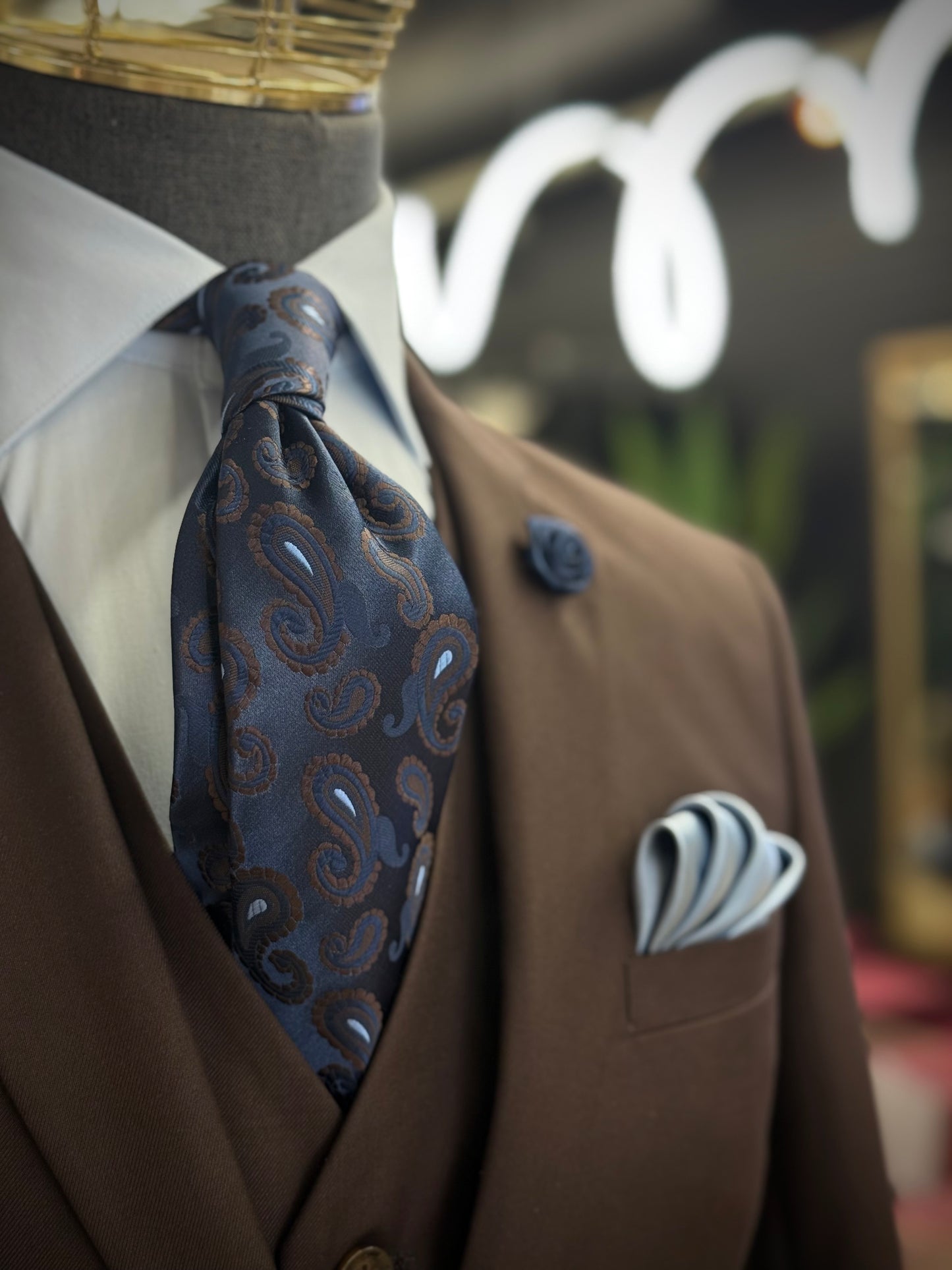 Necktie Midnight Blue Mocha Paisley