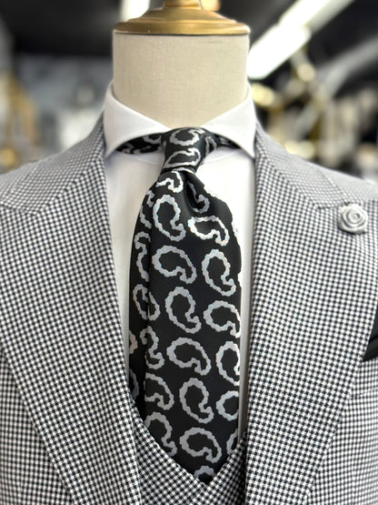 Necktie Paisley Black & silver