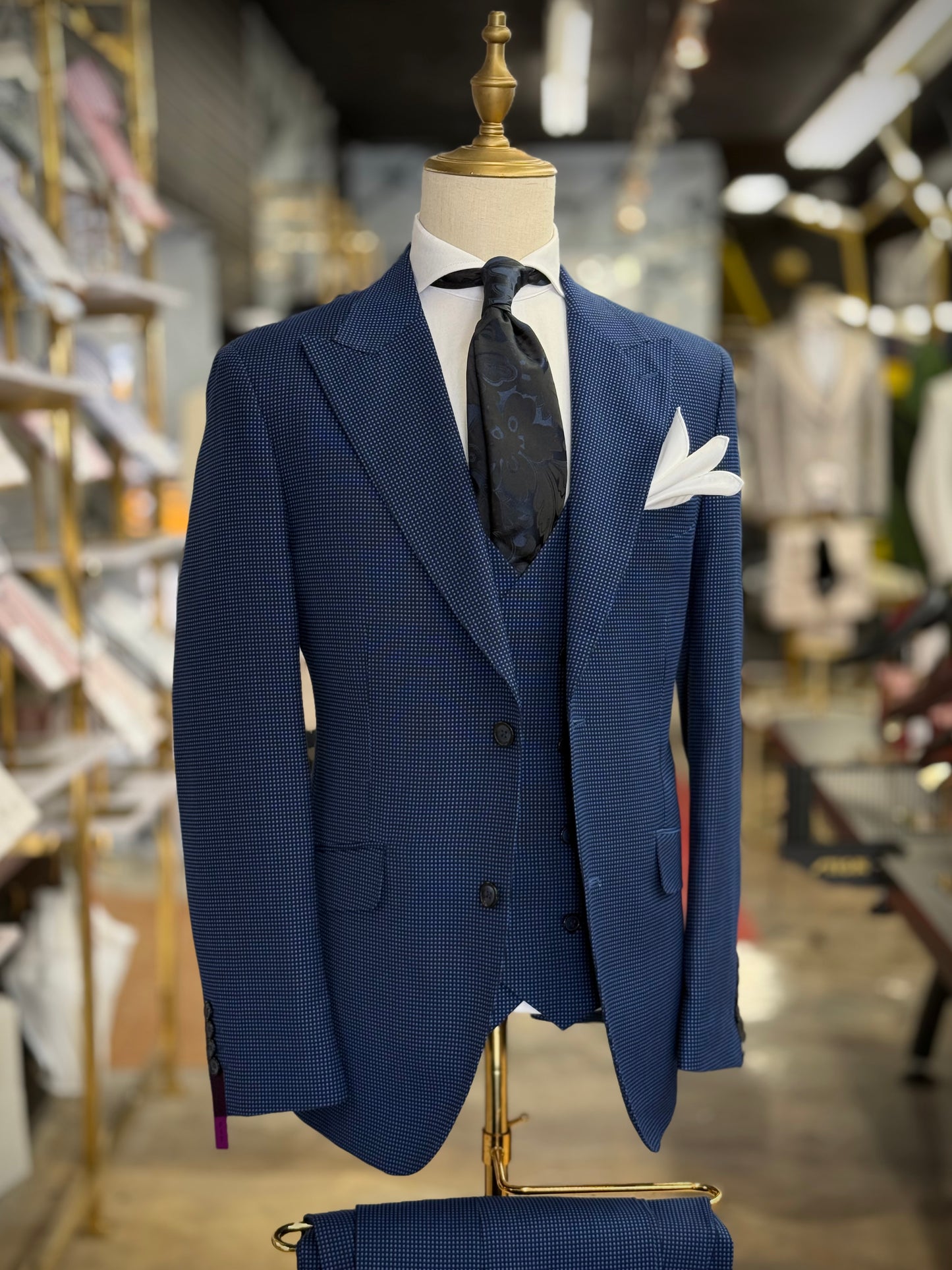 Royal & Midnight Birdeye Wide Peak Lapel Suit