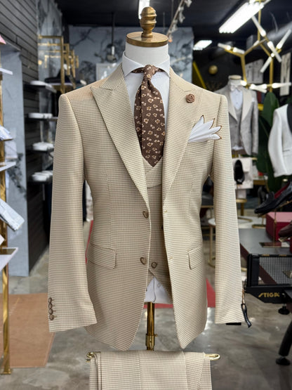 Vanilla Cream Micro Houndstooth Wide Peak Lapel Suit