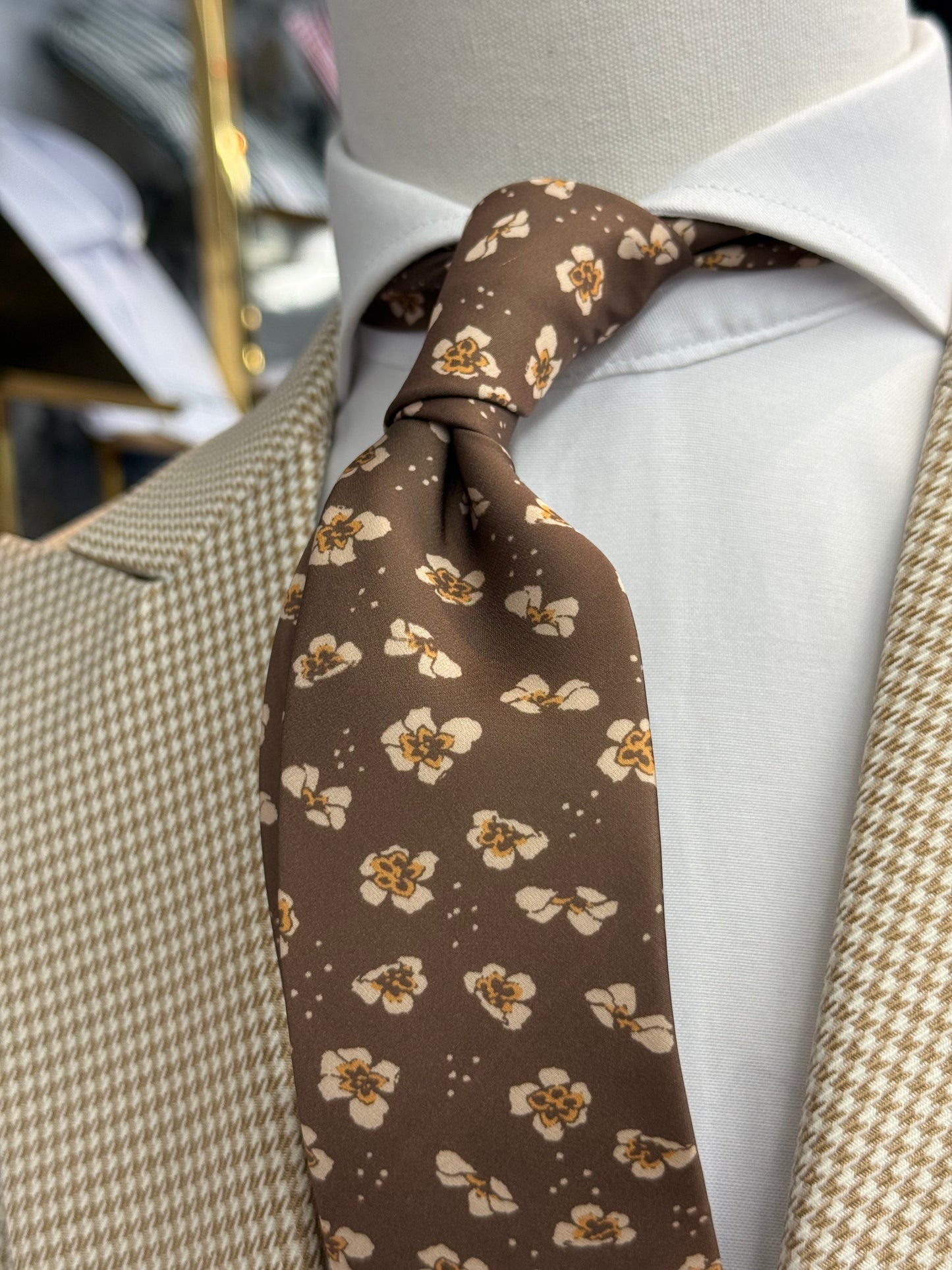 Necktie Floral Brown & Beige
