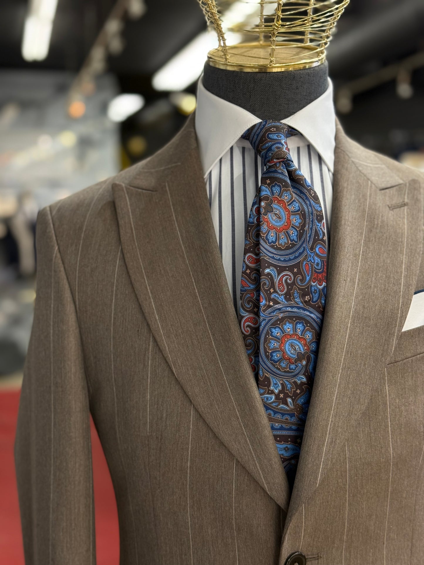 Necktie Big Paisley Chocolate, Blue & Rust