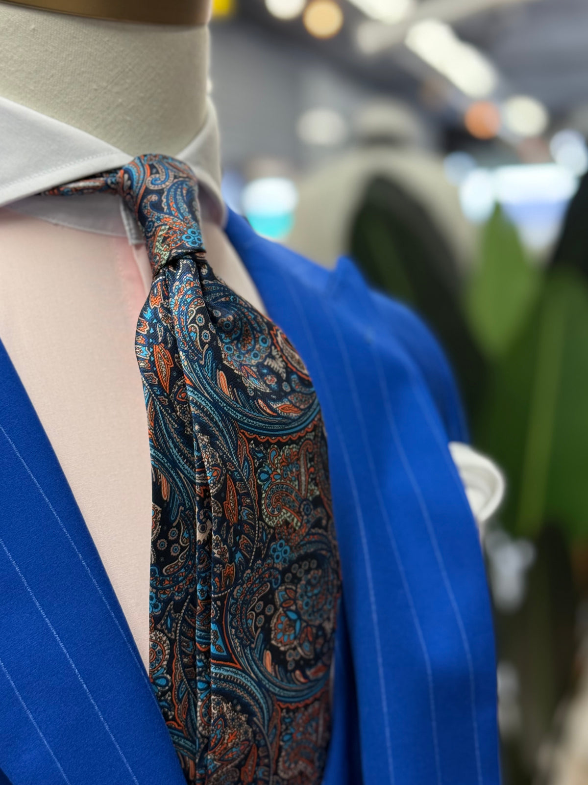 Necktie Mid Paisley Blur & Peach Orange