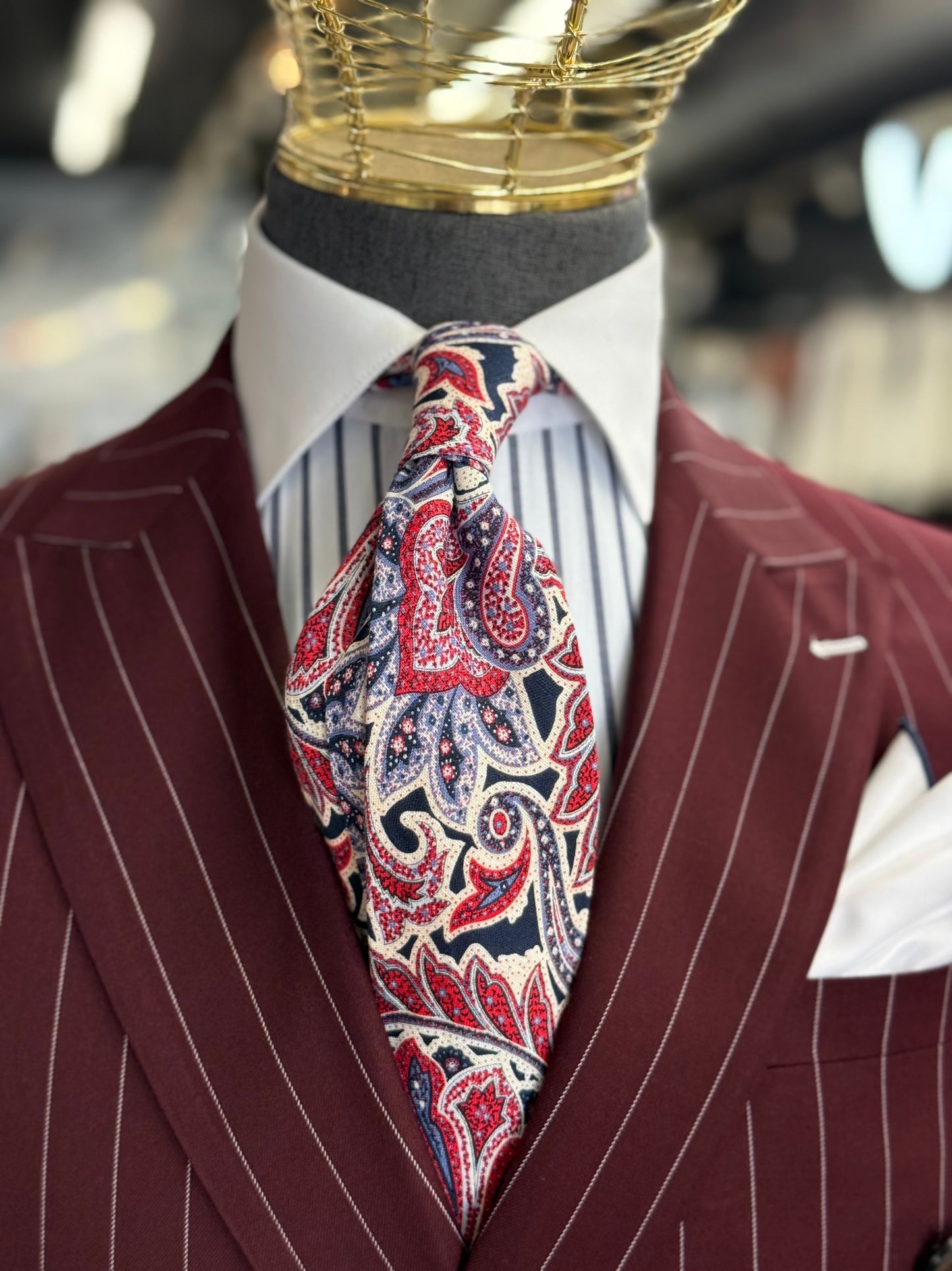 Necktie Crimson Big Paisley