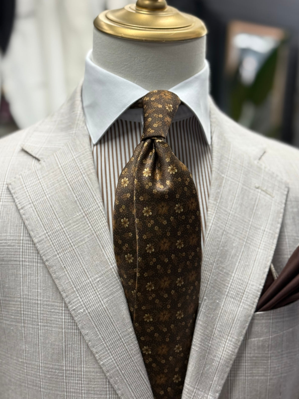 Necktie Floral Brown & Gold