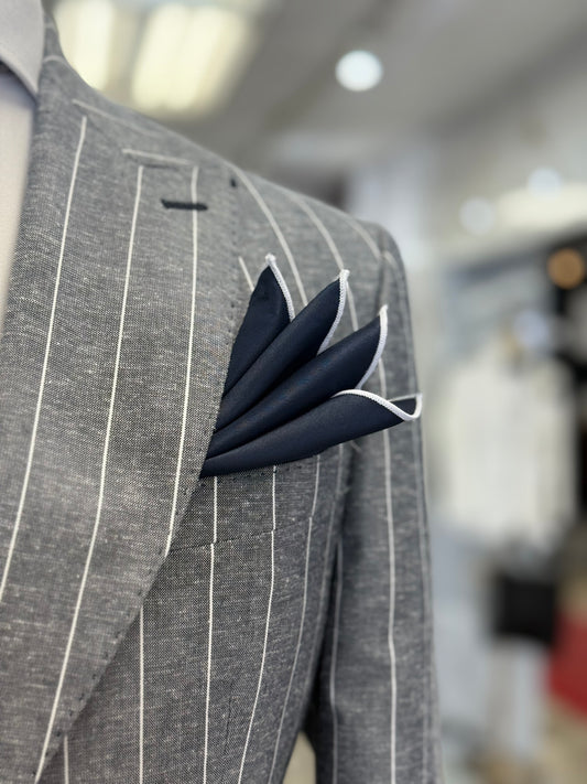 Navy blue pocket square / white trim