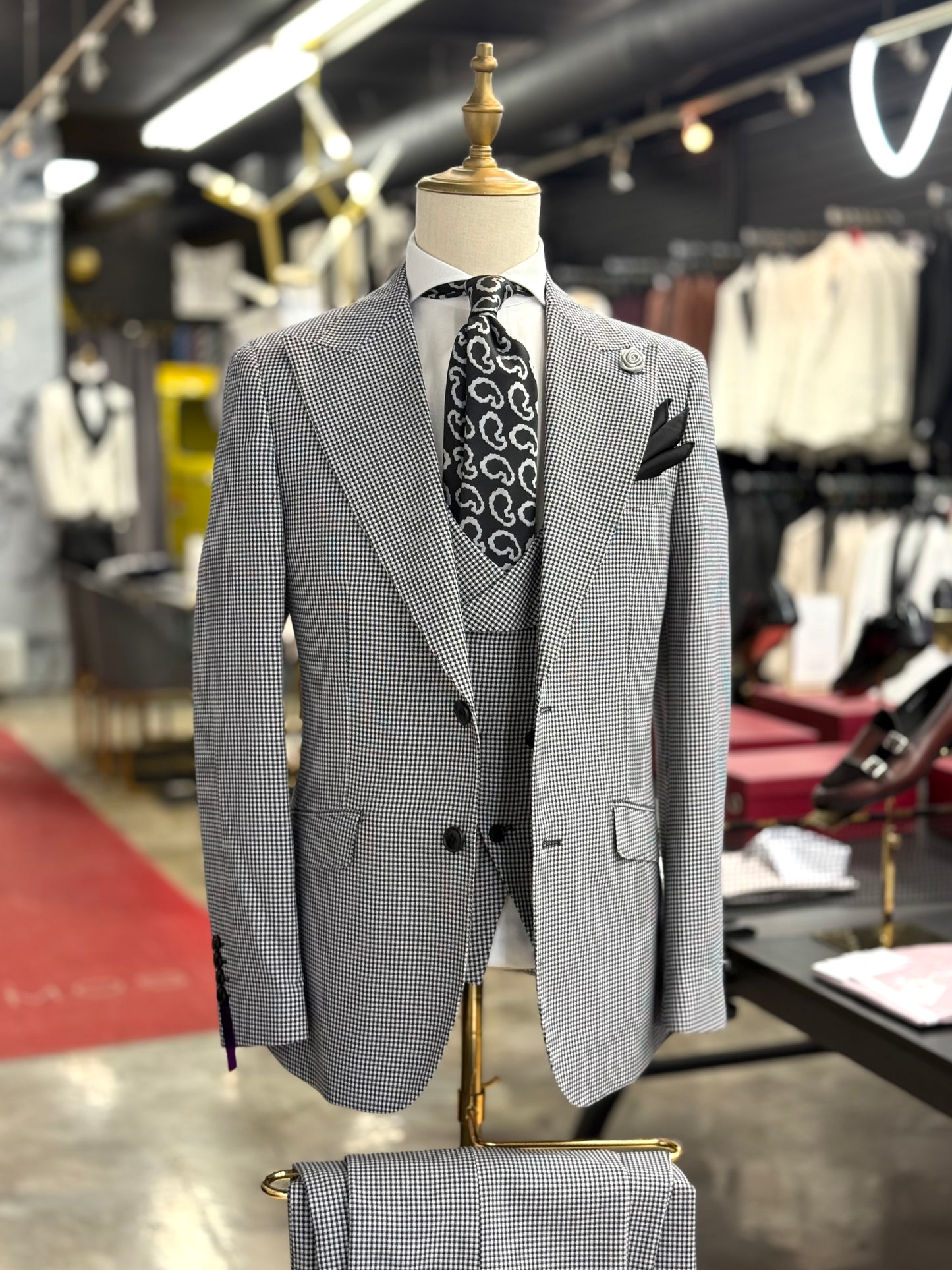 Black & White Micro Houndstooth Wide Peak Lapel Suit