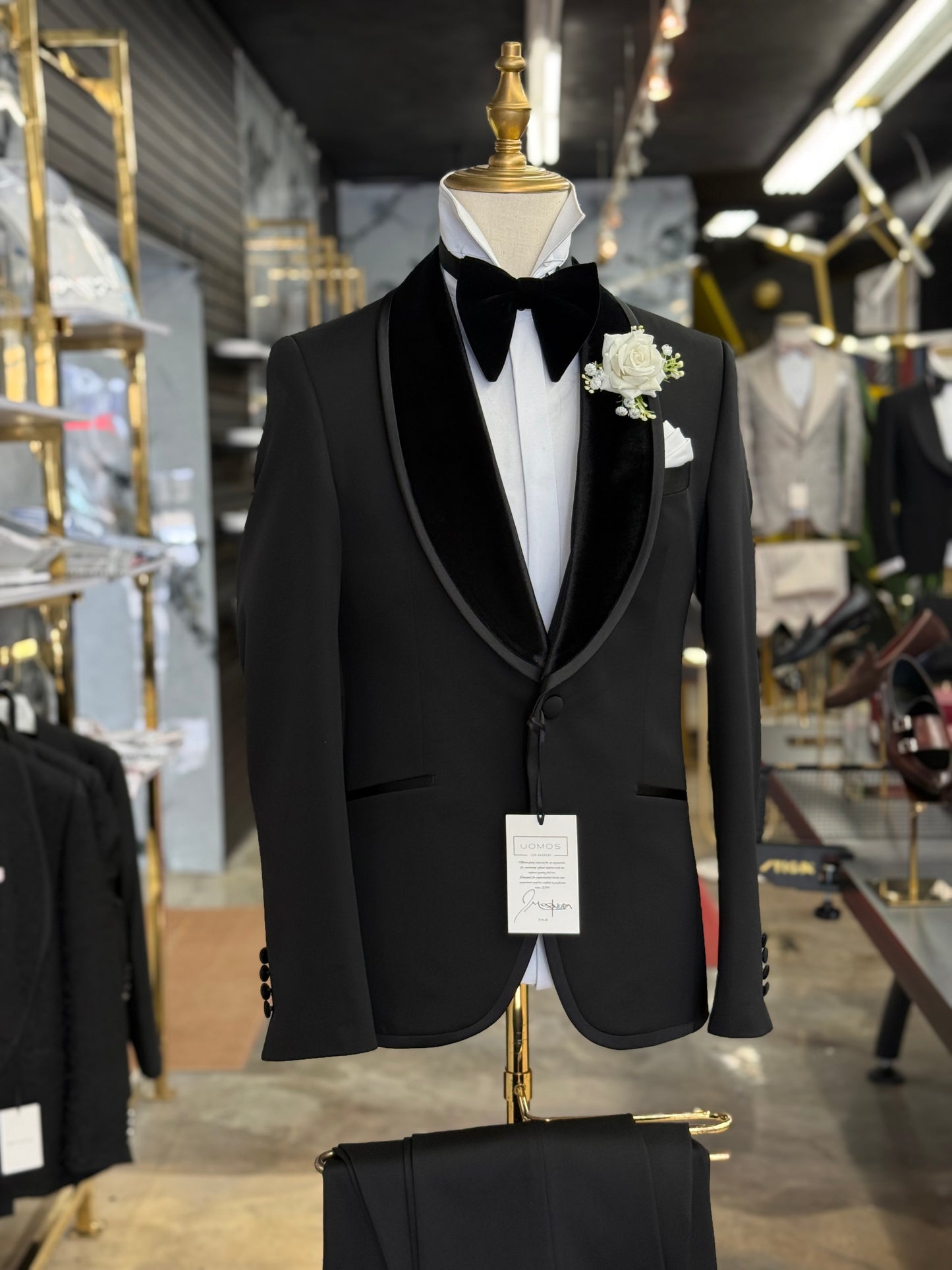 Black Shawl Lapel Velvet Edition