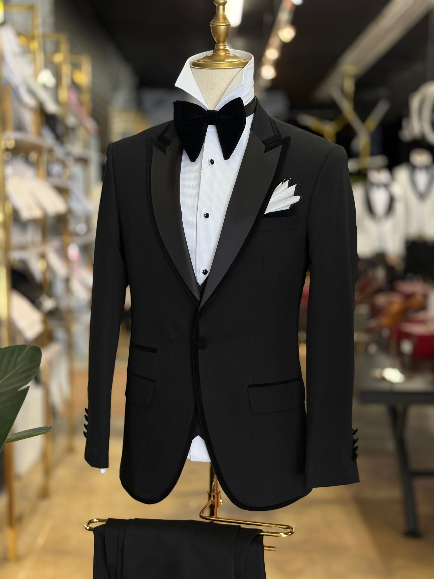 Black Signature Velvet Trim Peak Euro Tuxedo