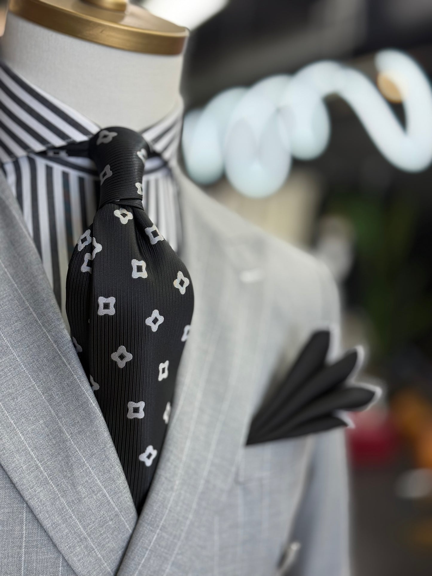 Necktie Mid Medallions Black & White
