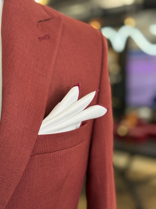 White pocket square / Burgundy trim