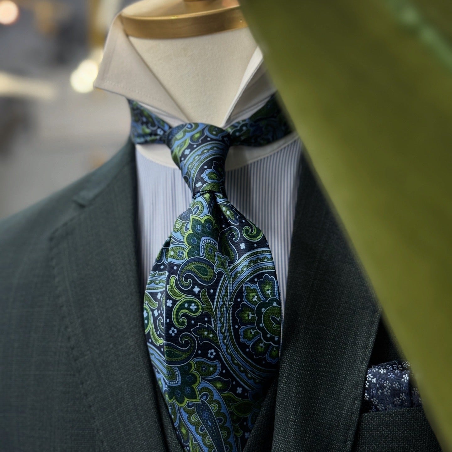 Necktie Big Paisley Blue & Green