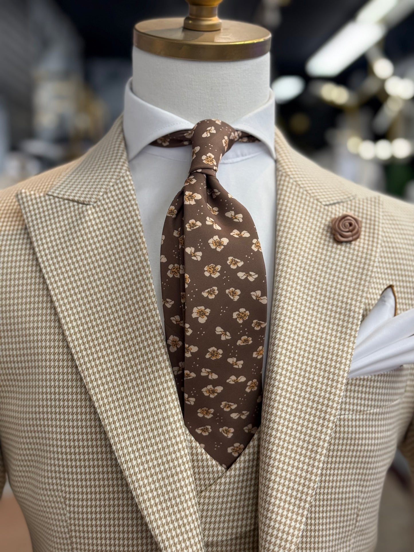Necktie Floral Brown & Beige