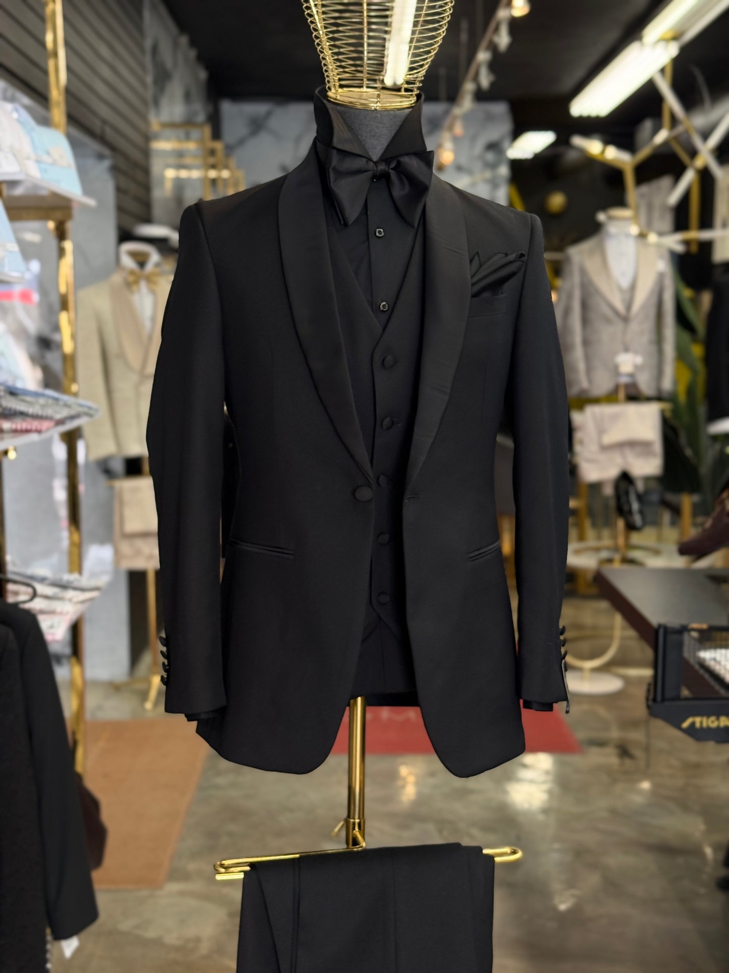 Birdseye Textured Shawl Lapel Black Tuxedo