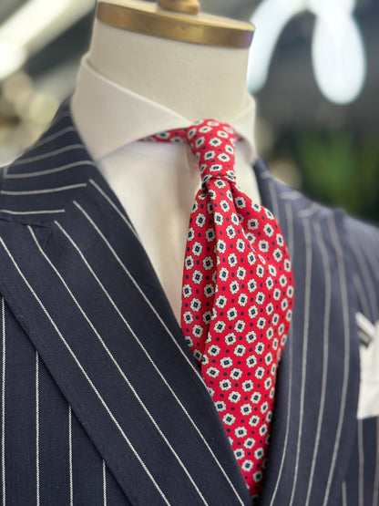 Necktie Crimsom Small Medallion