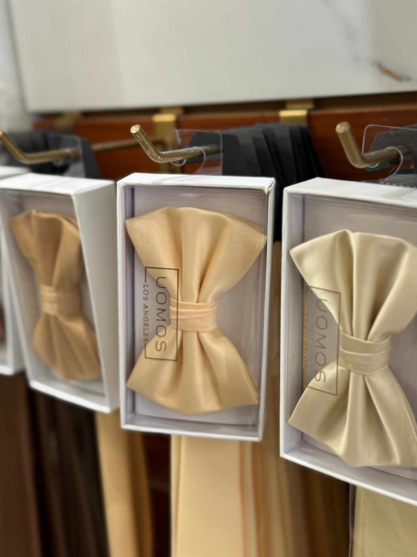 Butter Champagne Bow tie & Pocket Square set.