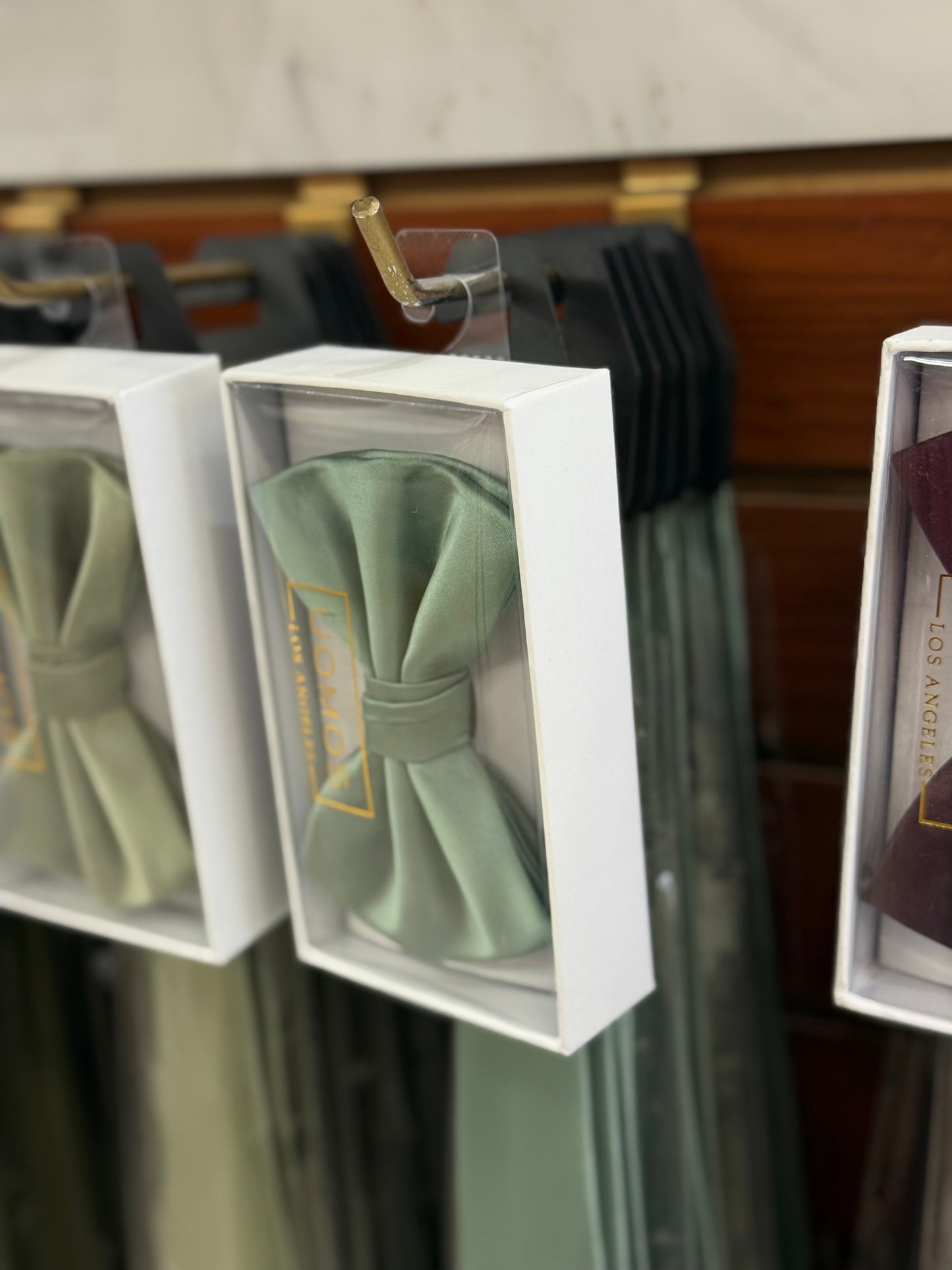 Laurel Eucalyptus Green Bow tie & Pocket Square set.