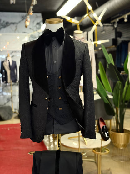 Black Jacquard Shawl Lapel Tuxedo
