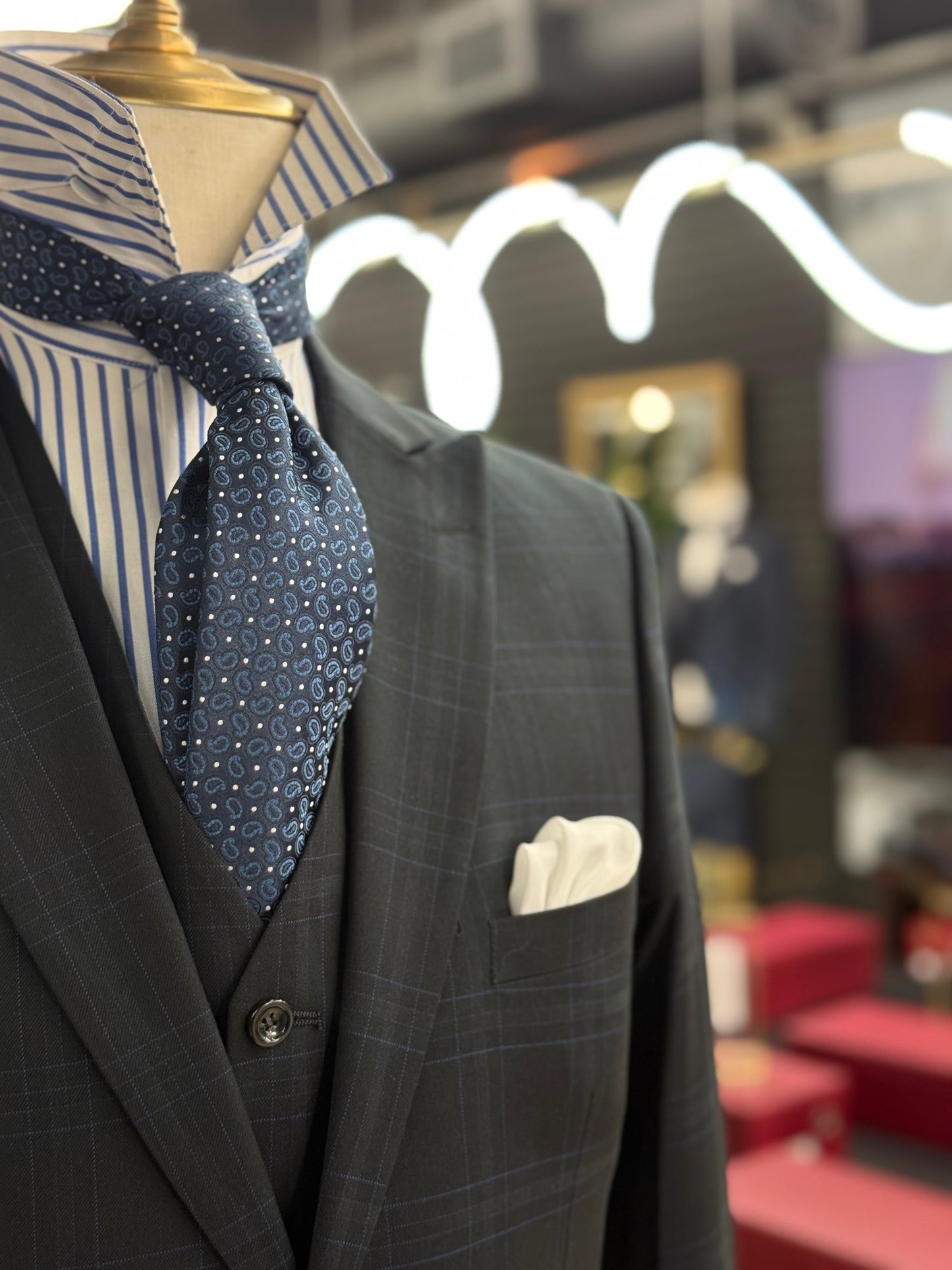 Necktie Small Paisley Dotted Navy