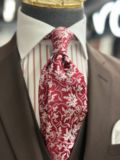 Necktie Burgundy & White Floral