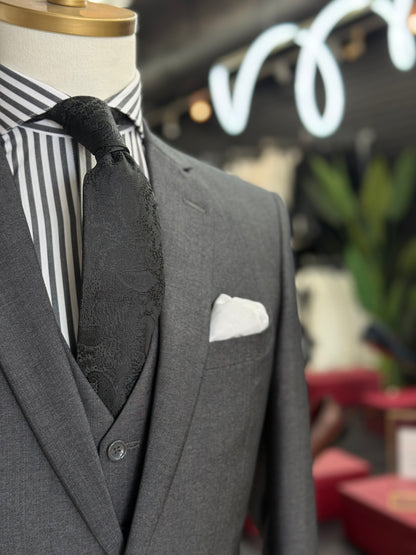 Necktie Paisley Black Textured