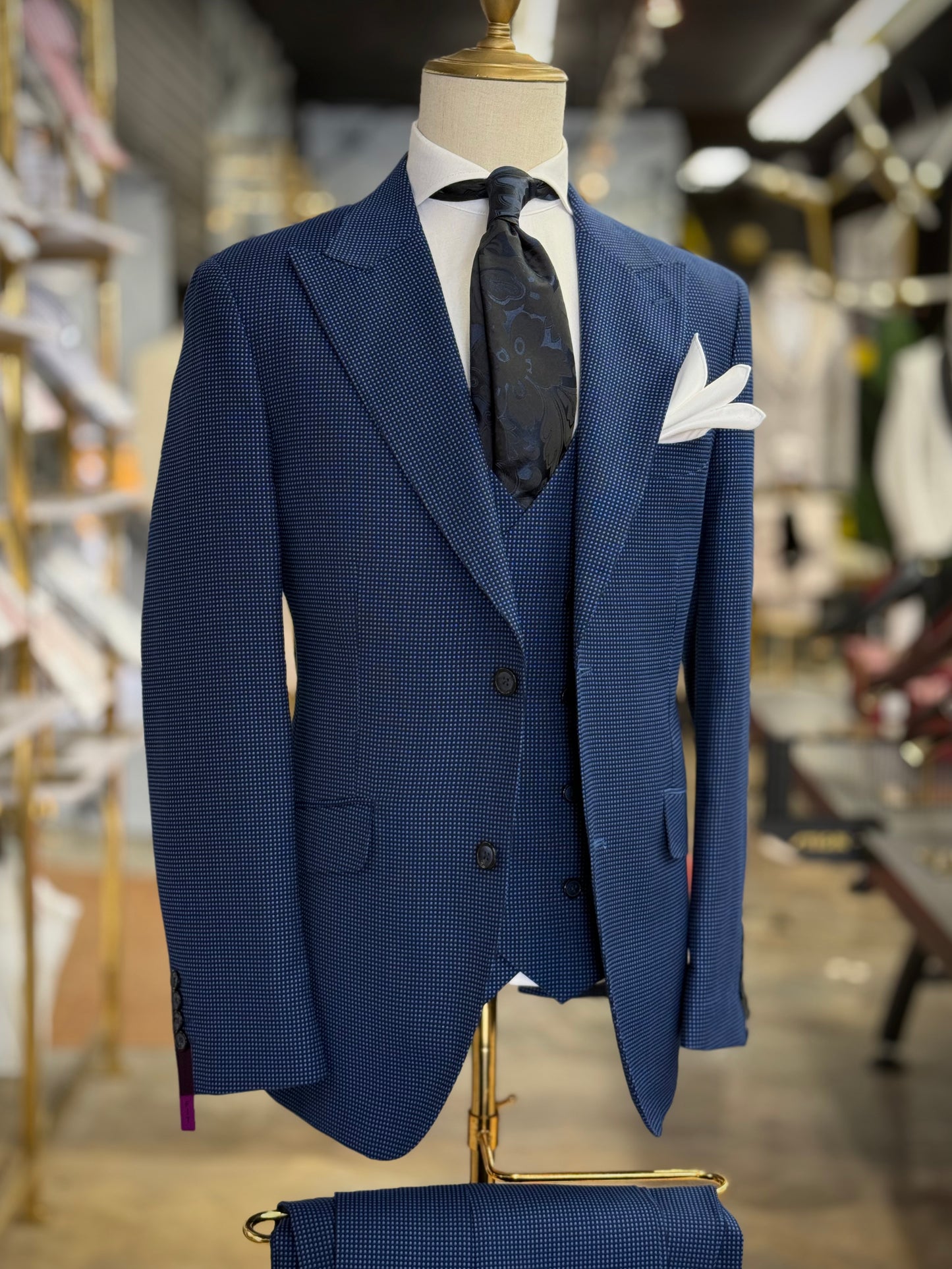 Royal & Midnight Birdeye Wide Peak Lapel Suit