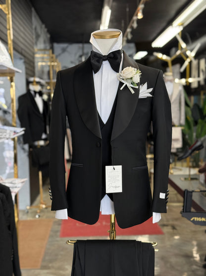 Wide Shawl Lapel Black Tuxedo Uomos