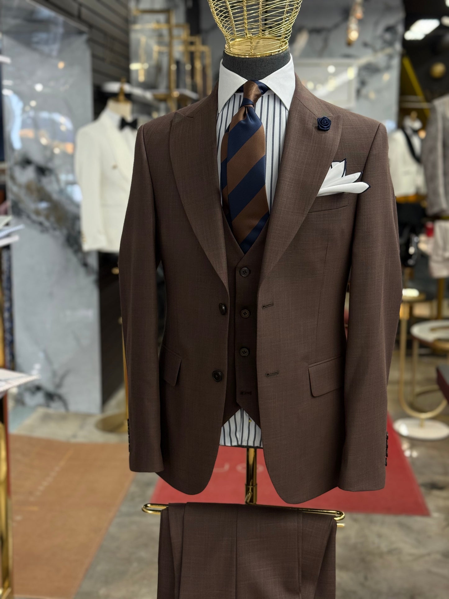 Light Mocha Brown Three Pieces Wide Peak Lapel Suit