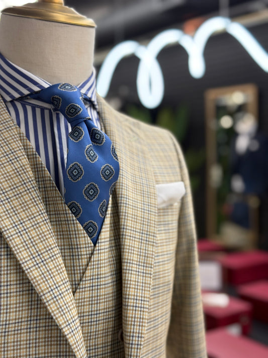 Necktie Medallion Midnigth & Bronce