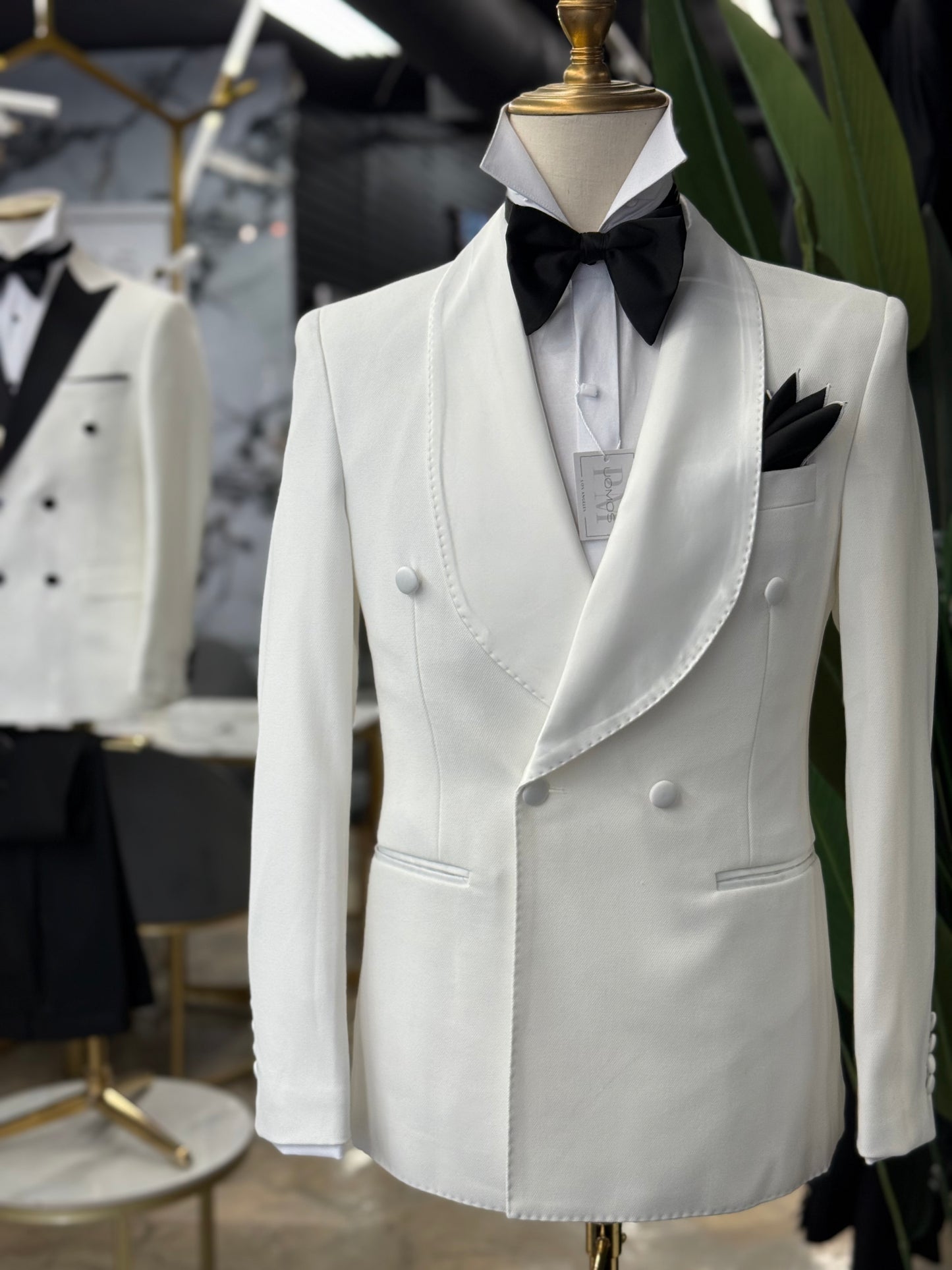 Off White Shawl Lapel Tuxedo Double Breasted