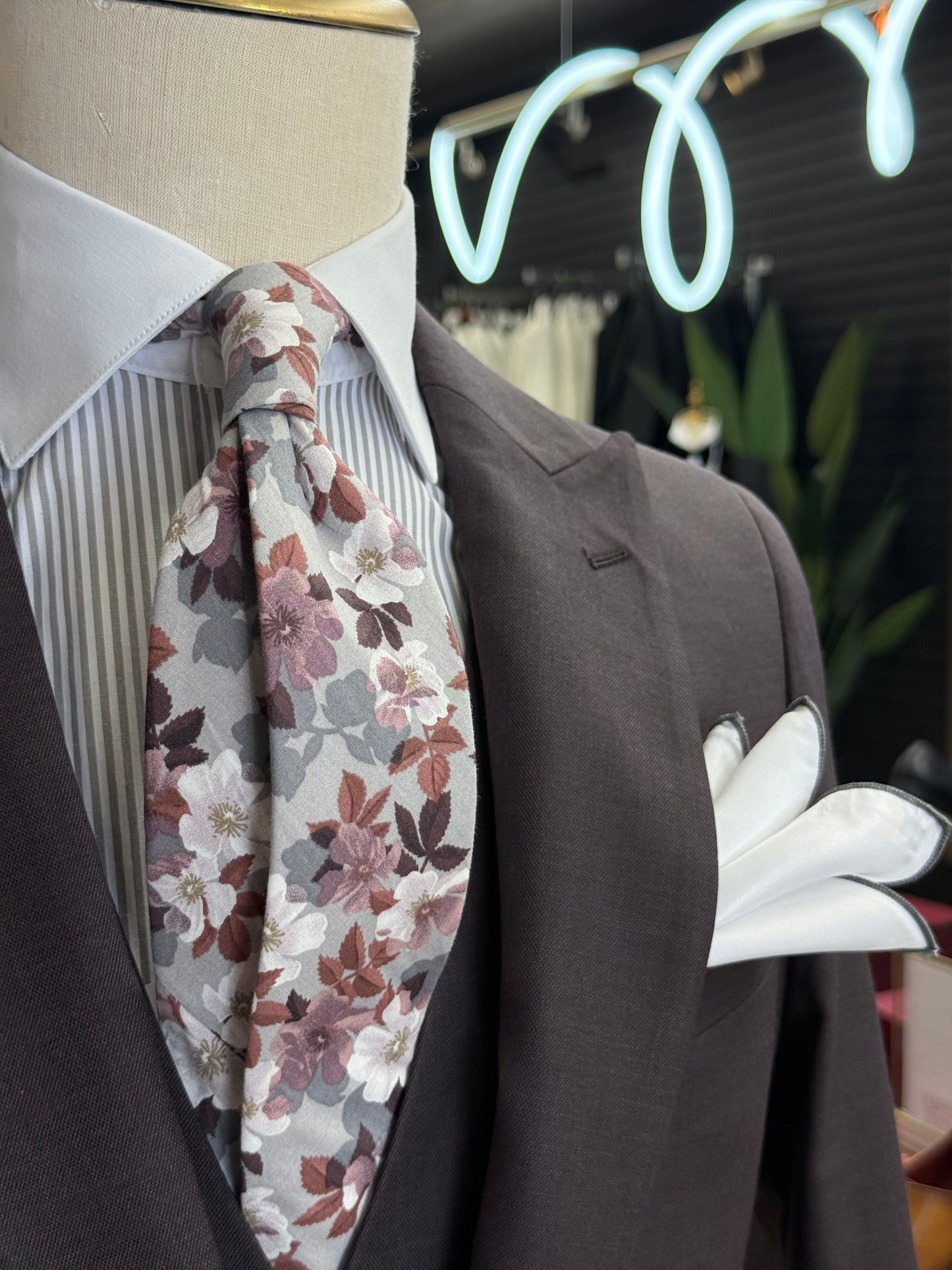 Necktie Dusty Rose Garden Cotton