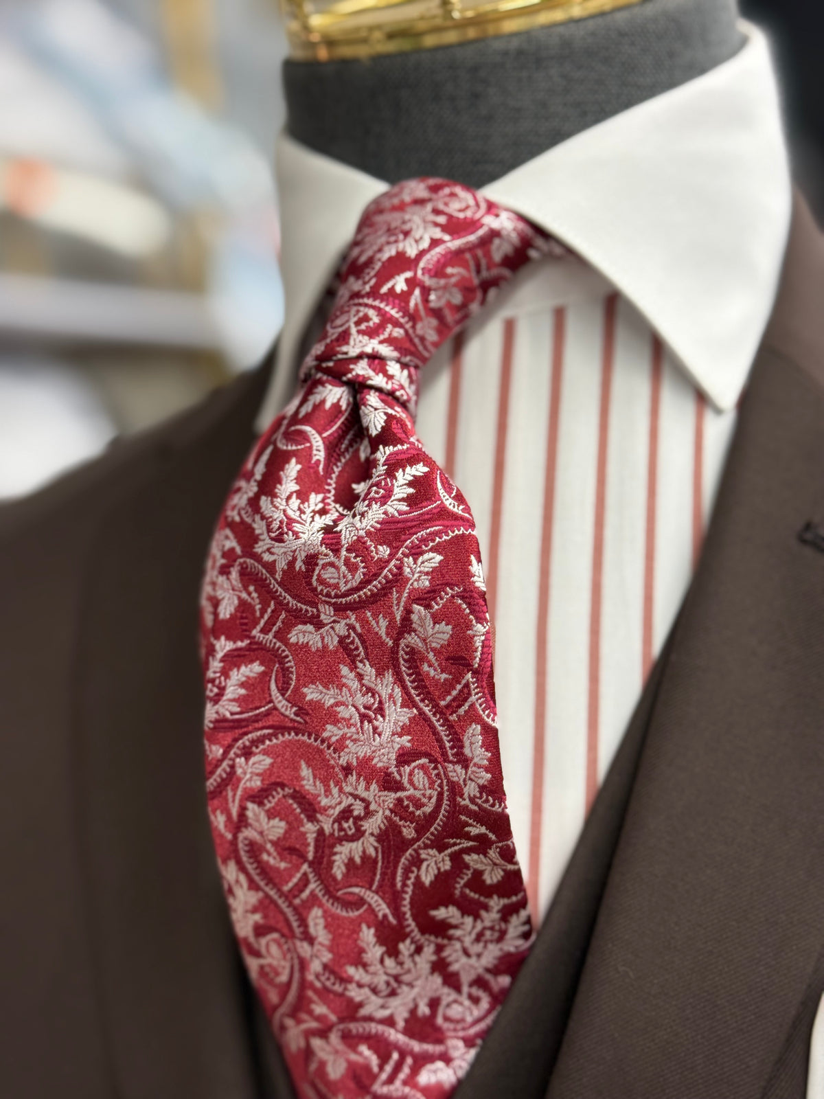 Necktie Burgundy & White Floral
